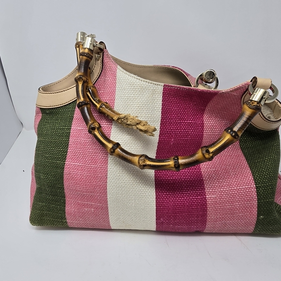 Vintage Gucci *broken handle* - Picture 2 of 7